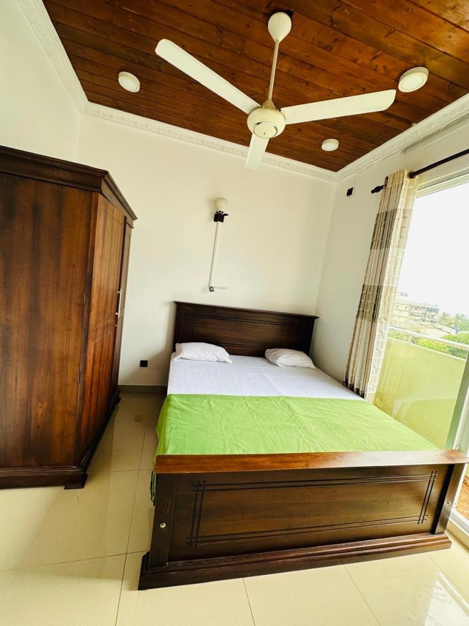 Green Tree Apartments Dehiwala-Mount Lavinia Kültér fotó